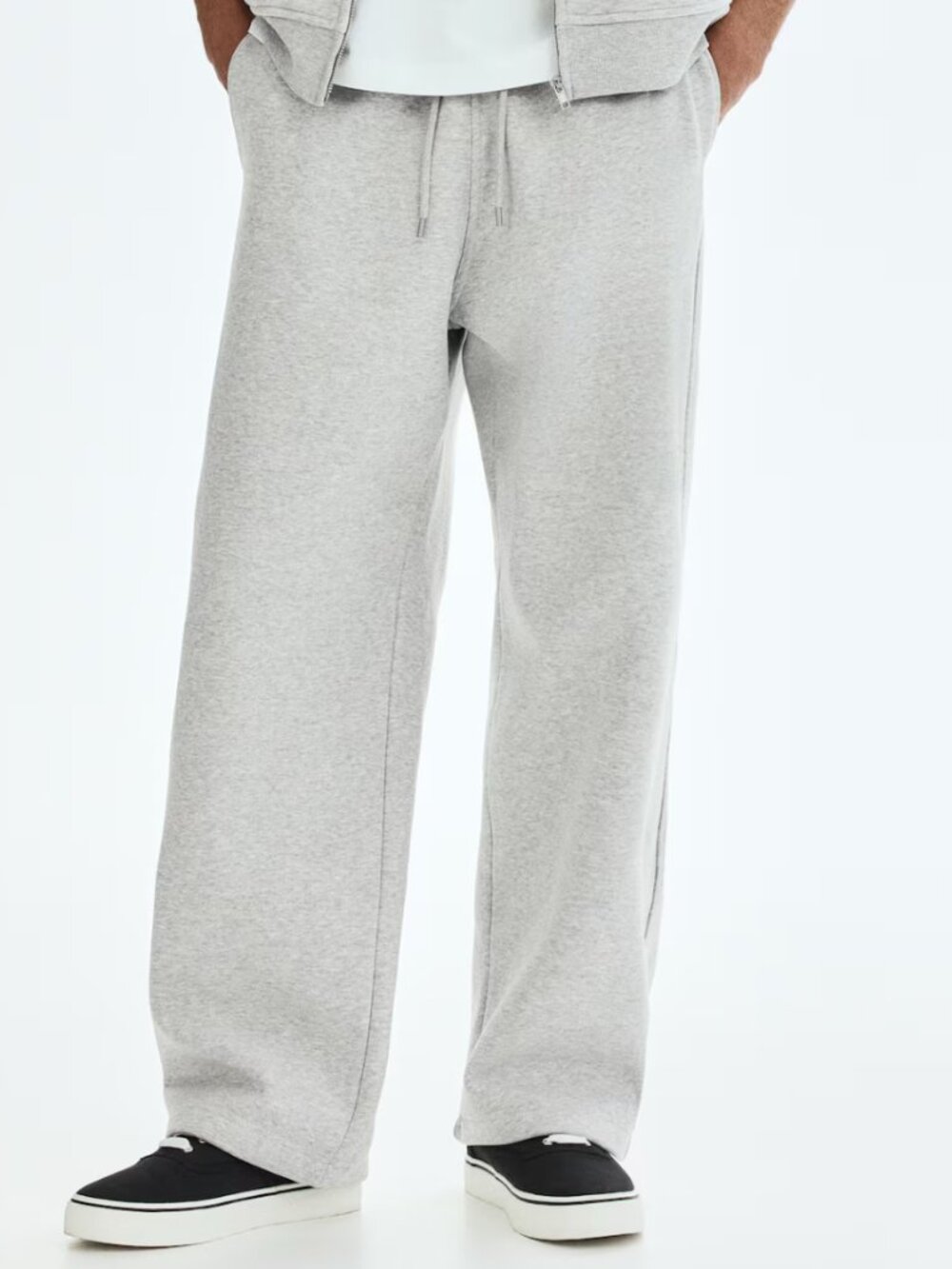 Men’s size M Divided Light Gray Relaxed Wide-Leg Drawstring Sweatpants, NWOT